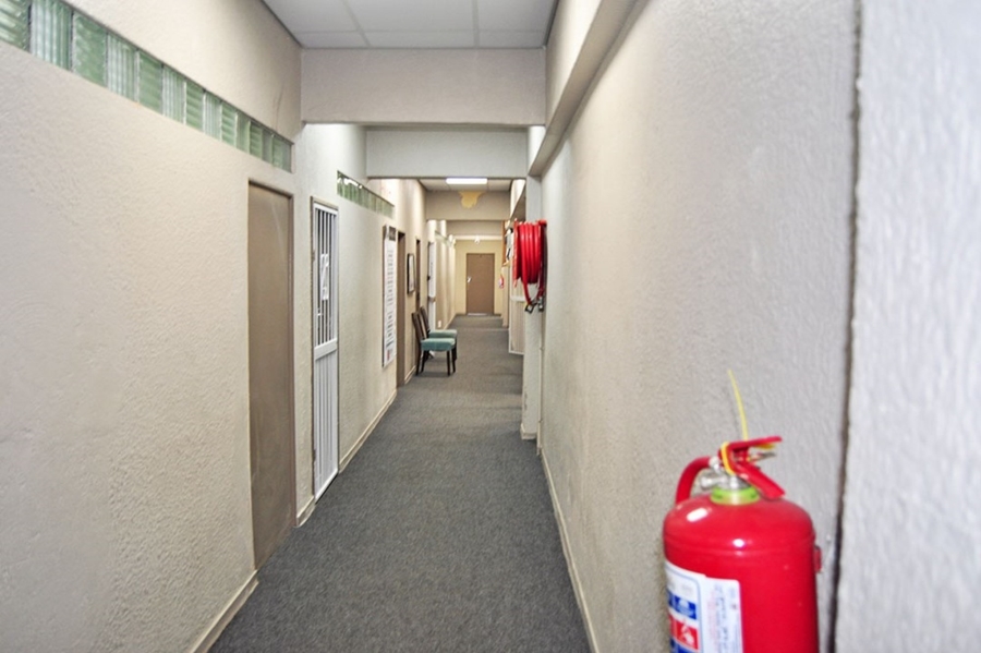 To Let commercial Property for Rent in Paarden Eiland Western Cape